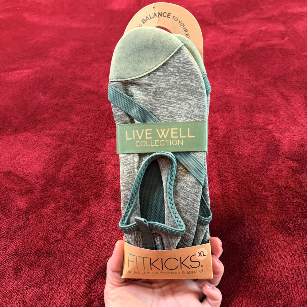 Fitkicks Live Well Collection Green Foldable Active Footwear XL 10-11 CVS-SPFITK